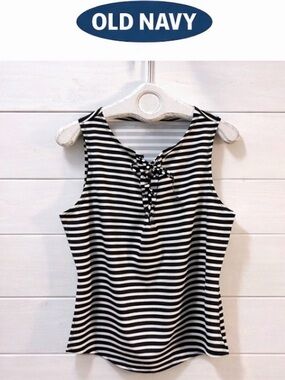 OLD NAVY – Women’s Swim Rashguard Top – Size XL